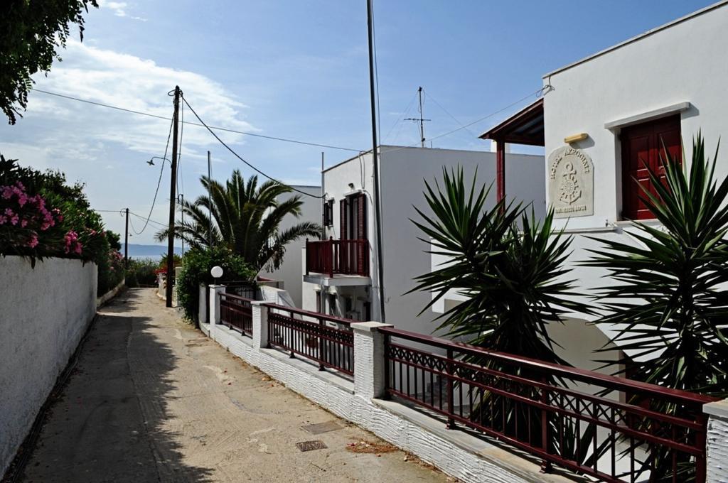 Akrogiali Hotel Agios Sostis  Eksteriør bilde